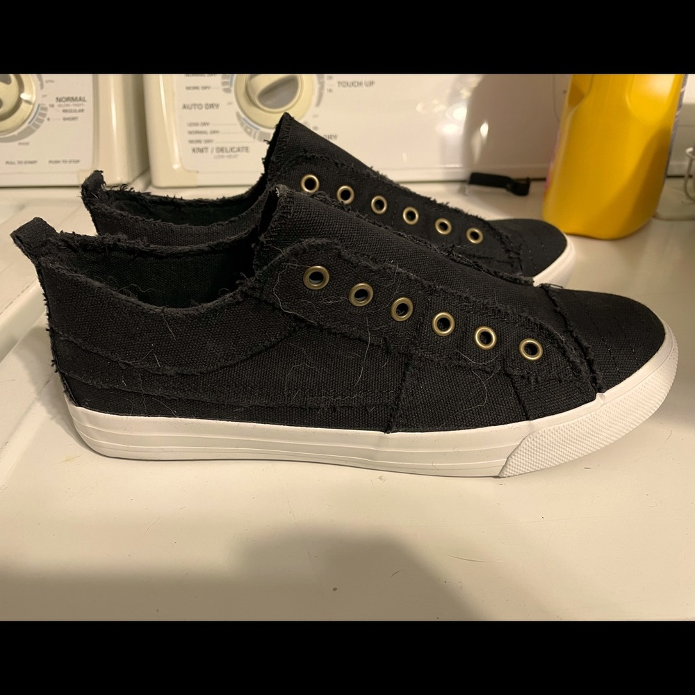 Off brand converse